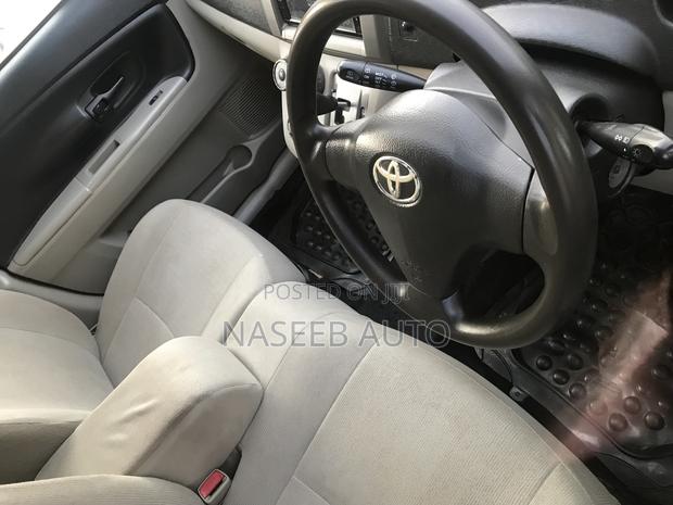 Toyota Passo Sette 2008 Silver