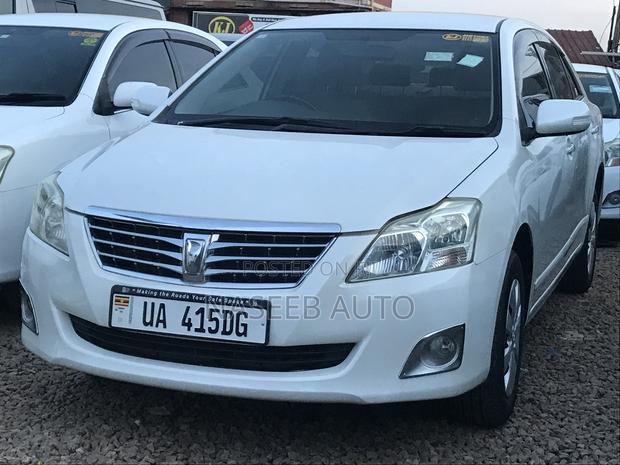 Toyota Premio 2011 White
