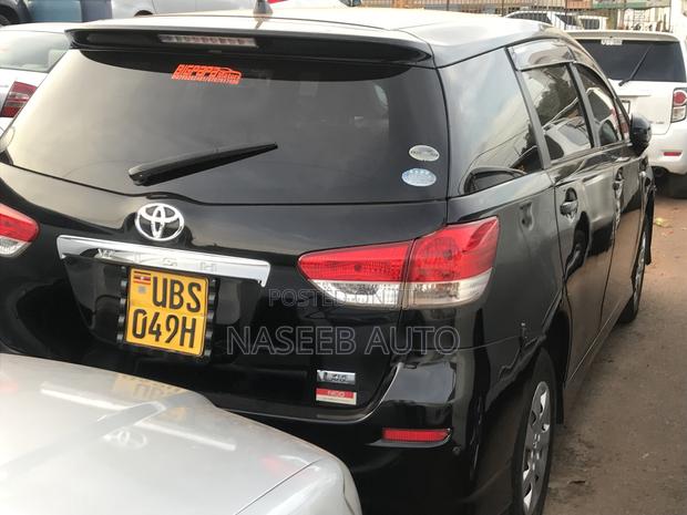 Toyota Wish 2010 Black