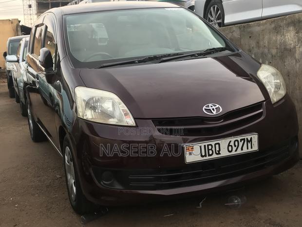 Toyota Passo Sette 2008 Maroon