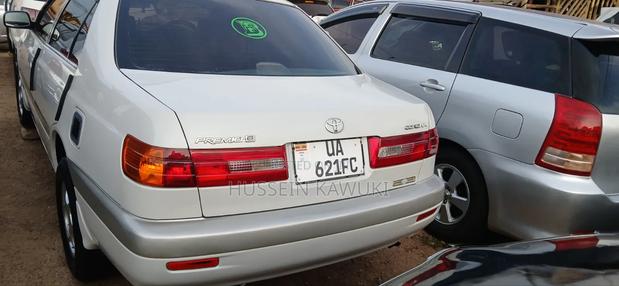 Toyota Premio 2001 White