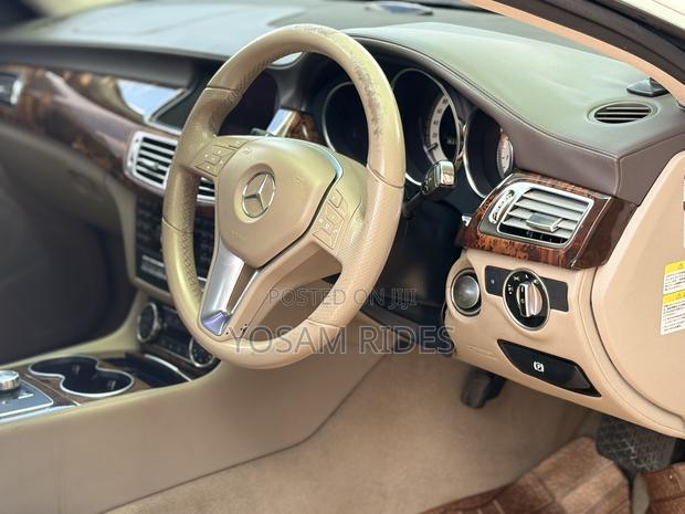 Mercedes-Benz CLS 2014 White
