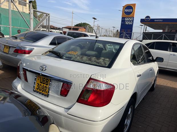 Toyota Premio 2006 White