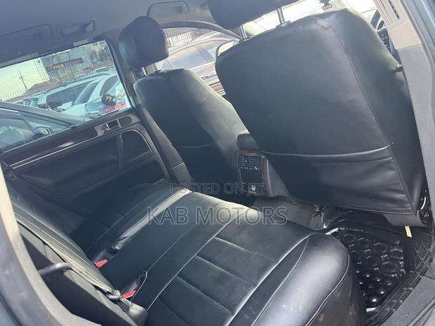 Volkswagen Touareg 2007 Gray