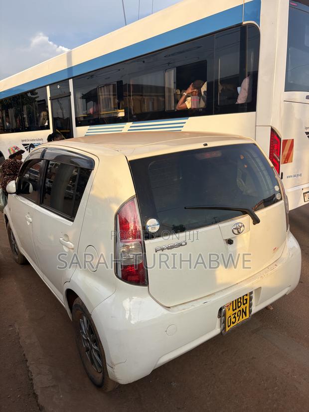 Toyota Passo 2006 White