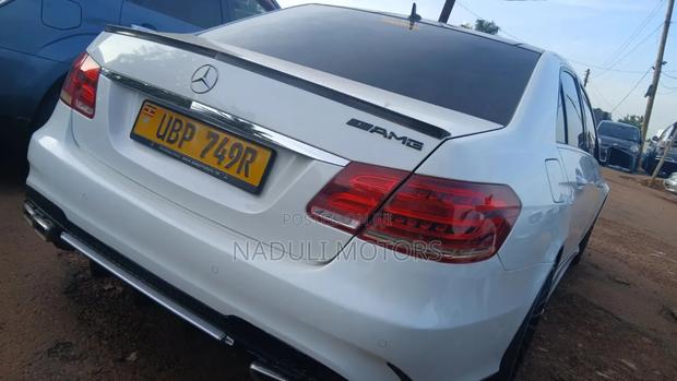 Mercedes-Benz E300 2016 White