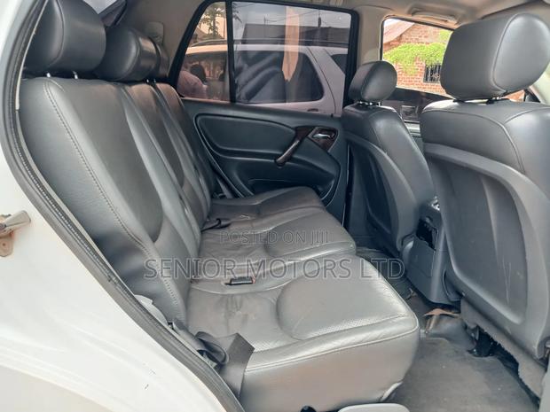 Mercedes-Benz M Class 2000 White