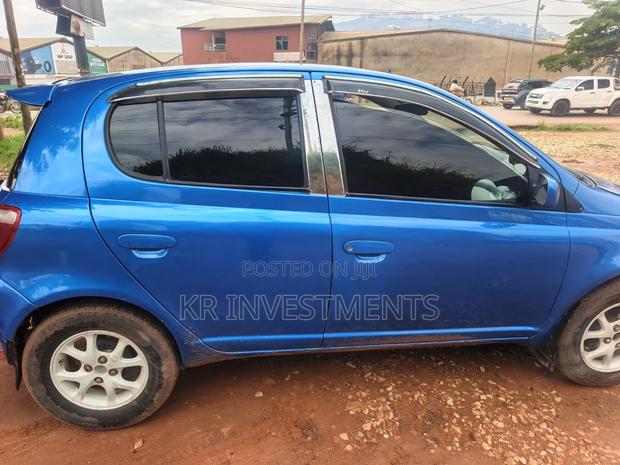 Toyota Vitz 1.5 FWD 3dr 2004 Blue