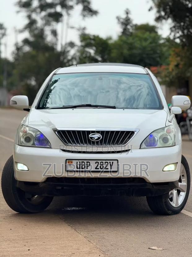 Toyota Harrier 2010 White