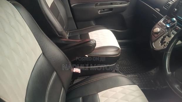 Toyota Wish 2007 Silver