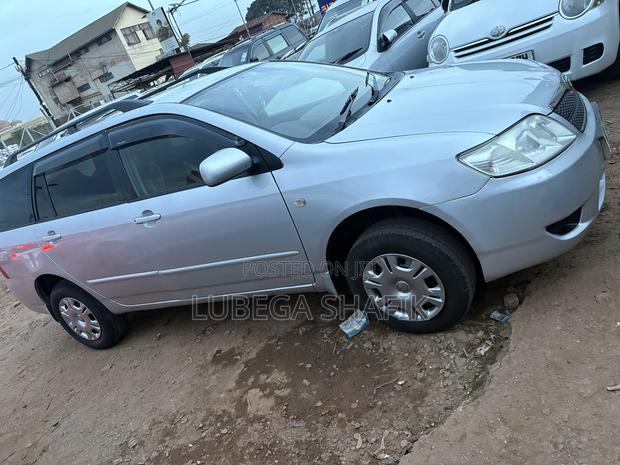 Toyota Corolla Fielder 1.5 Petrol AWD 2004 Silver