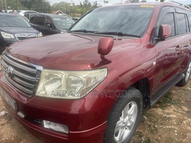 Toyota Land Cruiser 2016 Maroon