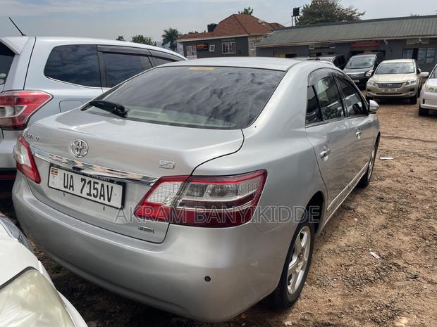 Toyota Premio 2010 Silver