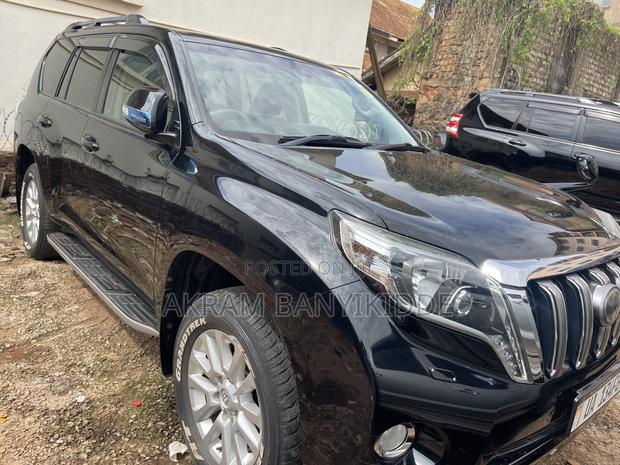 Toyota Land Cruiser Prado 2018 Black