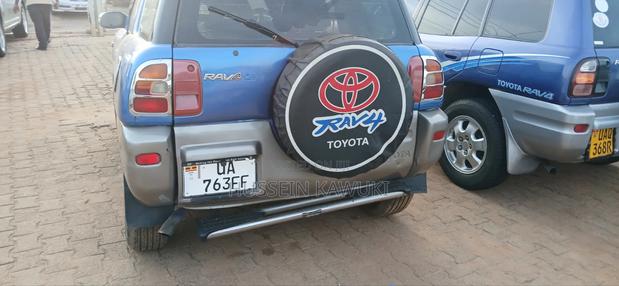 Toyota RAV4 Automatic 2003 Blue