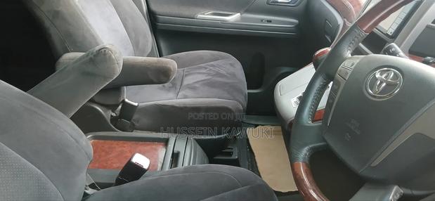 Toyota Alphard 2009 White