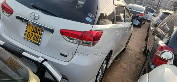 Toyota Wish 2009 White