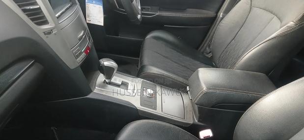 Subaru Legacy 2010 Blue