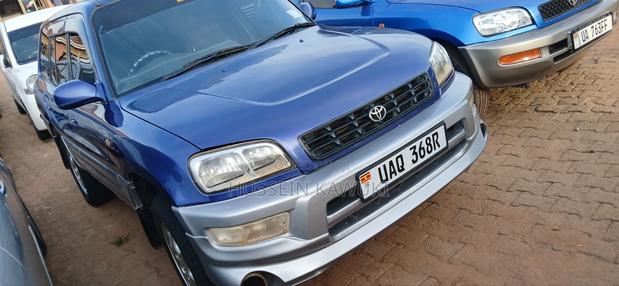 Toyota RAV4 Cabriolet 1998 Blue