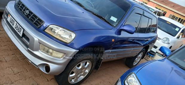 Toyota RAV4 Cabriolet 1998 Blue