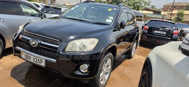 Toyota RAV4 2011 Black