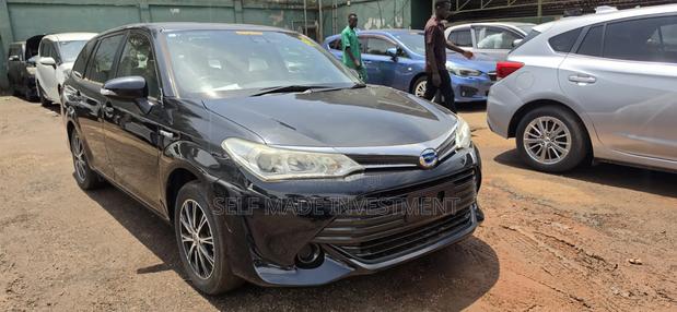 Toyota Corolla Fielder 2016 Black