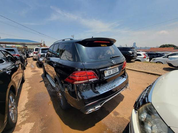 Mercedes-Benz M Class 2012 Black