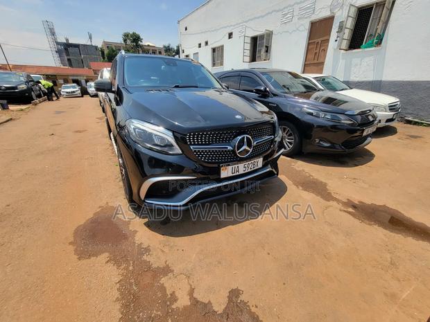 Mercedes-Benz M Class 2012 Black