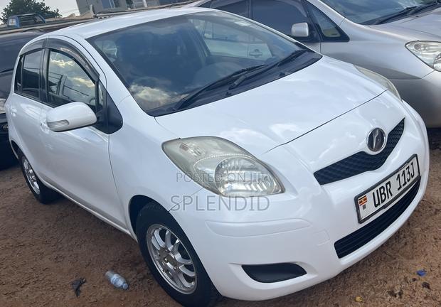 Toyota Vitz 2008 White