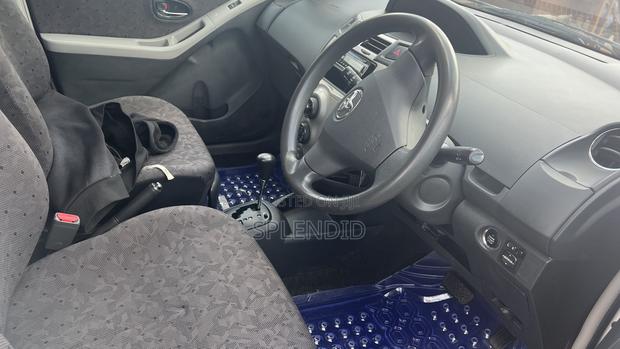 Toyota Vitz 2008 White