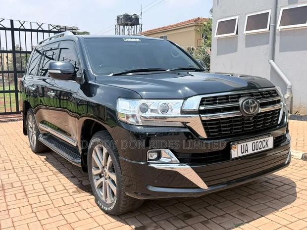 Toyota Land Cruiser 2021 Black