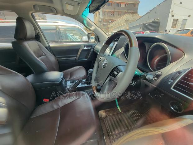 Toyota Land Cruiser 2018 White