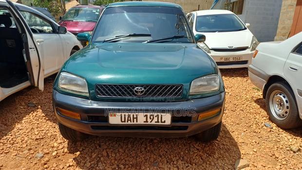 Toyota RAV4 Cabriolet 1998 Green