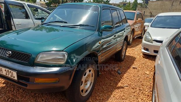 Toyota RAV4 Cabriolet 1998 Green