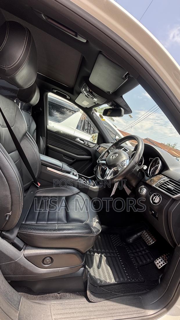 Mercedes-Benz M Class ML350 4dr SUV (3.5L 6cyl 7A) 2014 White