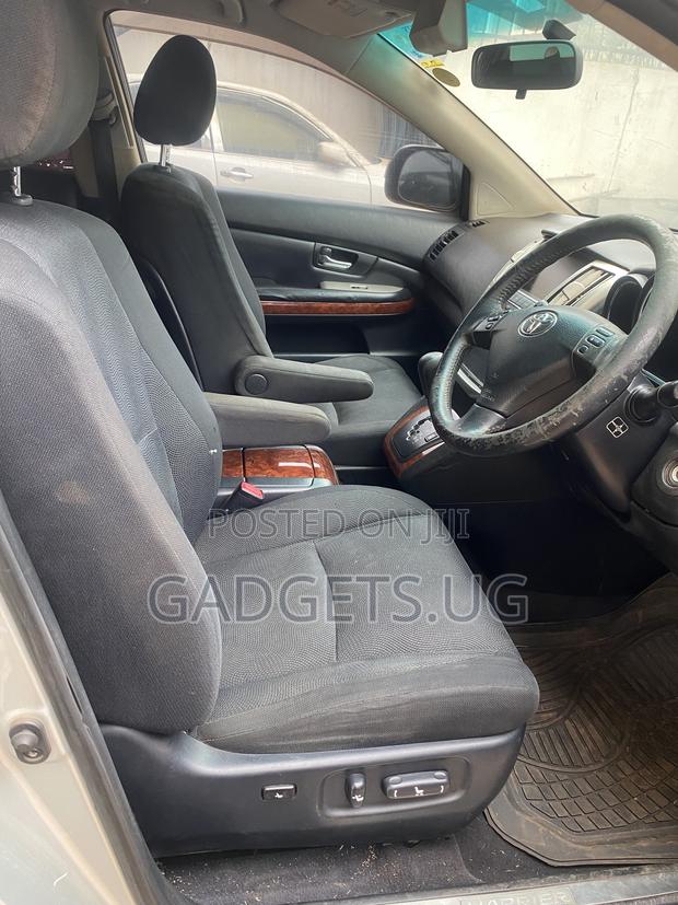 Toyota Harrier 2003 Silver