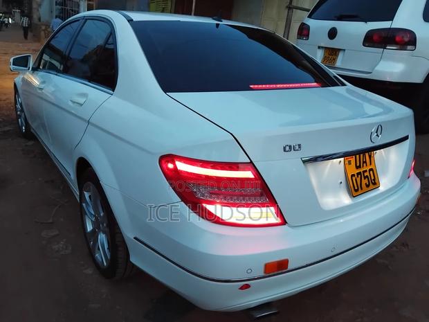 Mercedes-Benz C200 2008 White
