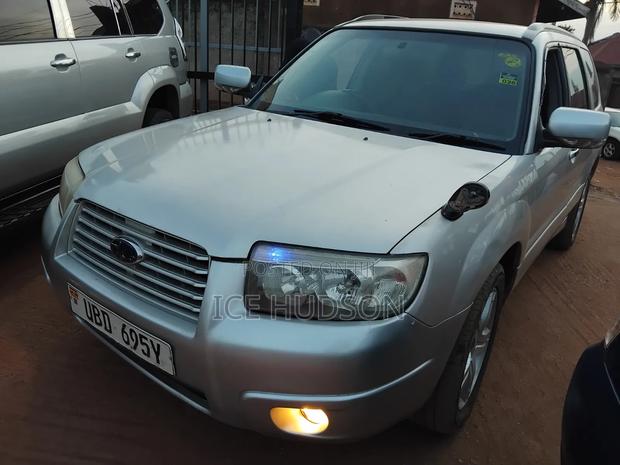 Subaru Forester 2005 Silver