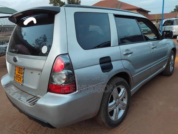 Subaru Forester 2005 Silver