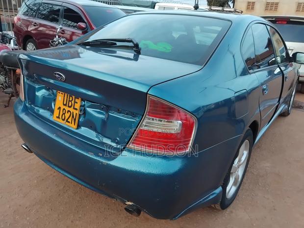 Subaru Legacy 2005