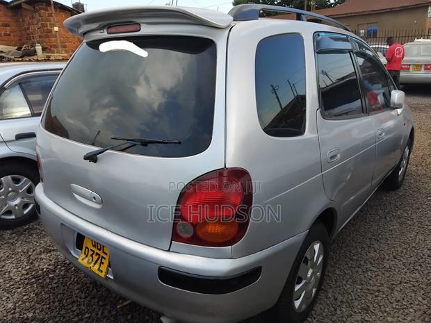 Toyota Corolla Spacio 2002 Silver
