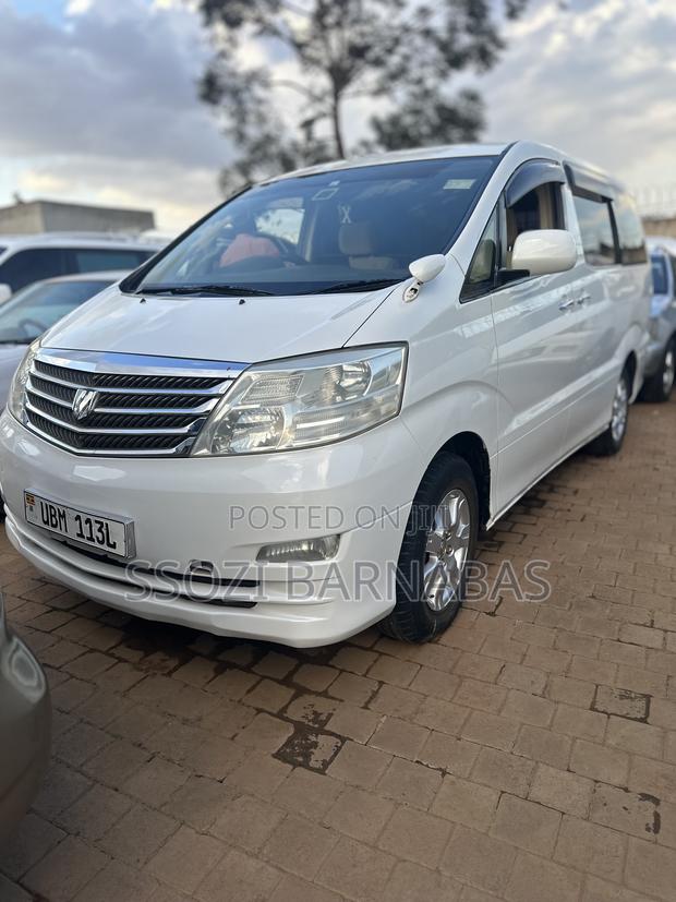 Toyota Alphard 2005 White