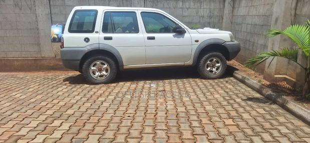 Land Rover Freelander 2002 White