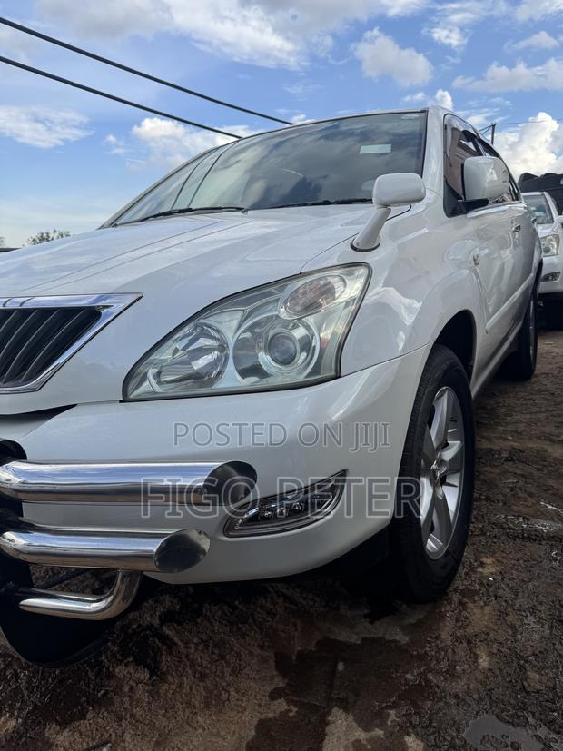 Toyota Harrier 2009 White
