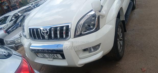Toyota Land Cruiser Prado 2009 White