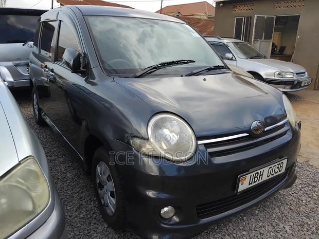 Toyota Sienta 2008 Matt Black