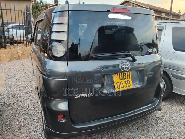 Toyota Sienta 2008 Matt Black