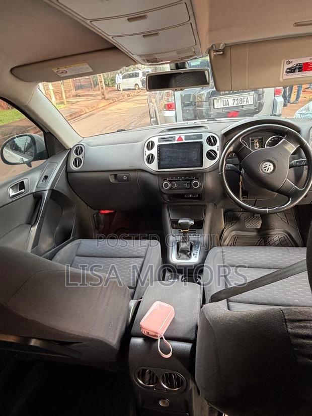 Volkswagen Tiguan 2.0 S 2009 White