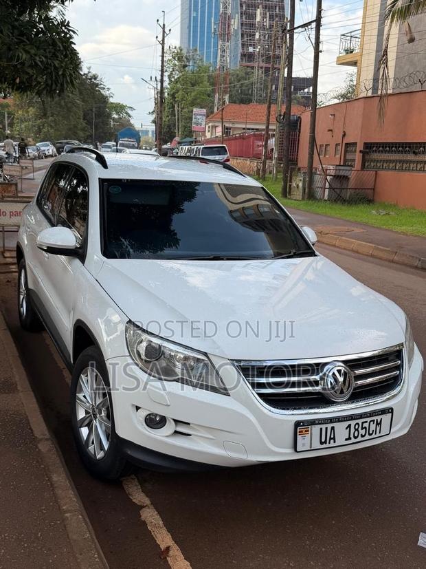 Volkswagen Tiguan 2.0 S 2009 White