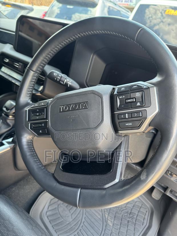 New Toyota Land Cruiser 2024 Black